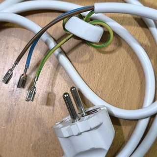 CABLE ENTRADA CORRIENTE FRIGORIFICO, CON BOBINA PARA ELIMINAR FRECUENCIAS/INTERFERENCIAS, LARGO 2600MM, 3 HILOS COBRE, MANGUERA FLEXIBLE, 2084561022 - Imagen 2