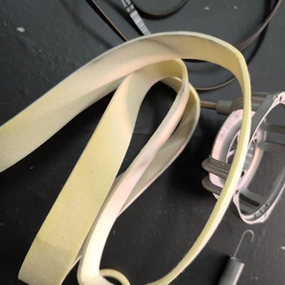 CORREA SECADORA ZANUSSI, AEG, ELECTROLUX+BANDA RODADURA+CARCASA MOTOR+CASQUILLOS+SOPORTE, 50232966007 - Imagen 2