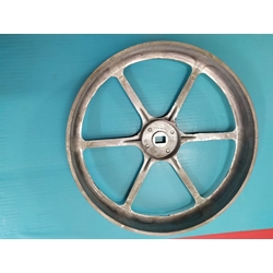 POLEA LAVADORA INDESIT, PARA CORREA PLANA ESTRIADA, DIAMETRO 317 MM, EJE 20X13 MM, IN104532 - Imagen 2