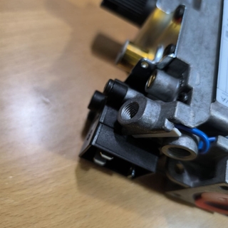 VALVULA GAS HORNO FAGOR, 230V, 30 MILIBAR, 1/2 PULGADA, TERMOPAR M9, PILOTO M10, FD920,FG710,FG720,FG9-20,FG9-40, 010575 - Imagen 2